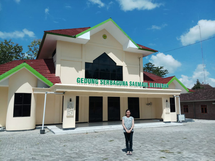 A multipurpose building built in Bleberan is used as a training center. 1